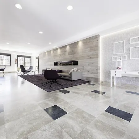 Compostela Aparthotel Madrid