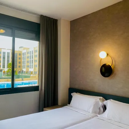Compostela Aparthotel Madrid