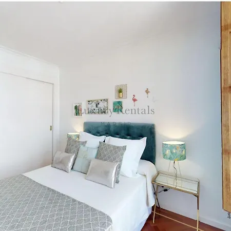 San Jeronimo I Apartment Madrid