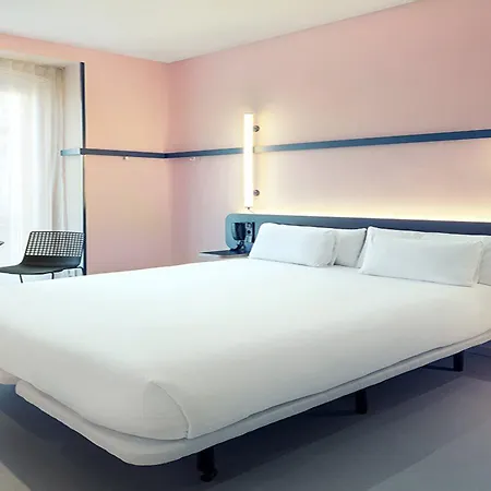 Otel Centro Plaza Mayor 2*