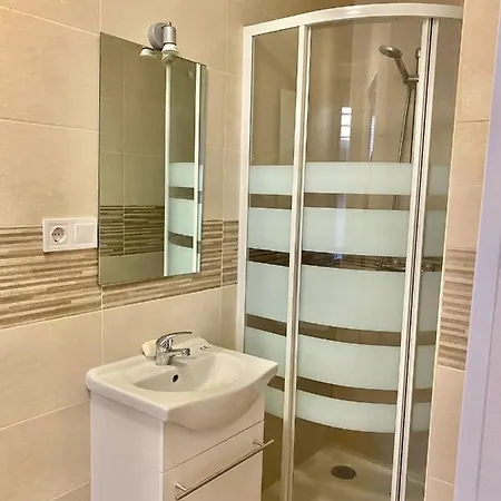 Centro Mirasierra - Metro Usera 01 Апартаменты Мадрид