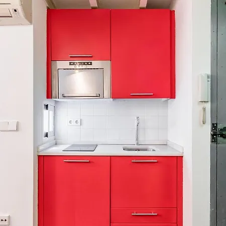 Fabuloso Estudio En Pleno Centro De Madrid. Apartamento *