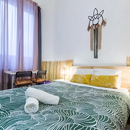 Social - Coliving & Coworking - Hostel Madrid