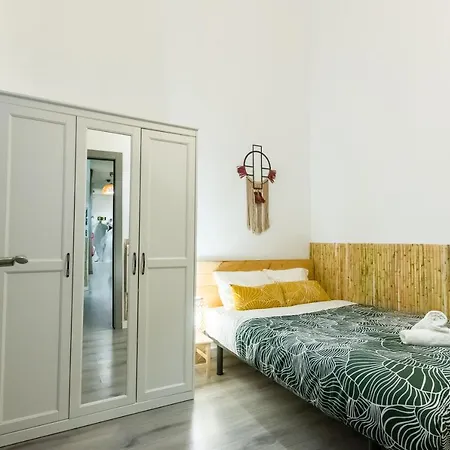 Social - Coliving & Coworking - * Madrid
