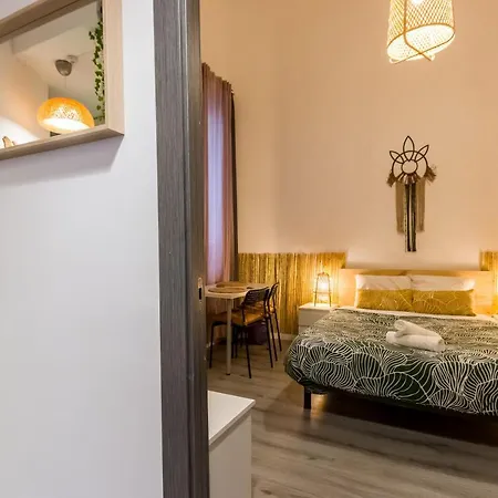 Social - Coliving & Coworking -