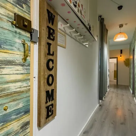 Hostel Social - Coliving & Coworking - Madrid
