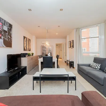 Acacias Apartment