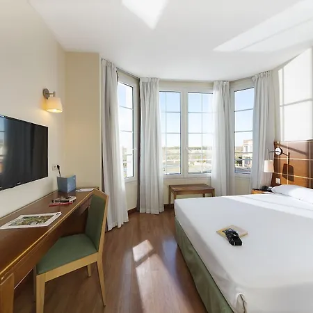 Exe Zarzuela Park Hotell 3*