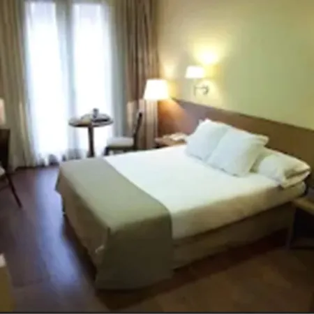 Sterling Hotel