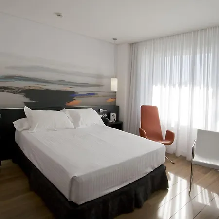 Axor Barajas Hotel