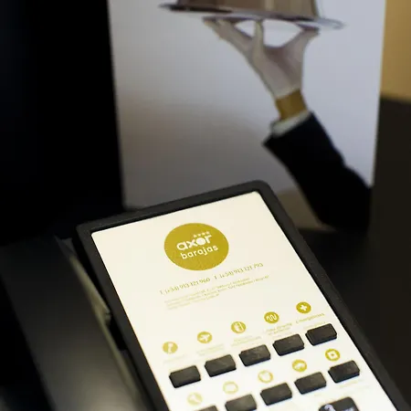 Axor Barajas Hotel 4*