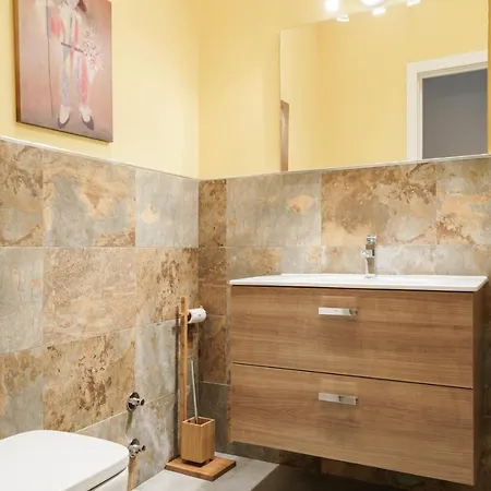 아파트 Homeabout Callao Ii 4br 3.5bt *