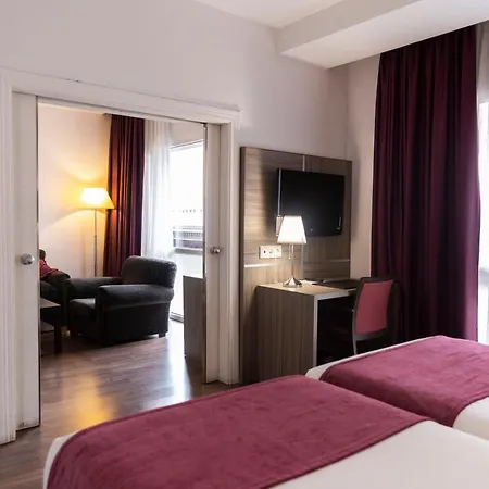 Hotel Serrano 4*