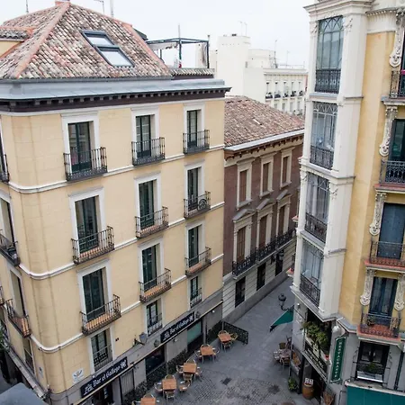 Disfruta, En La Misma Plaza Mayor Bonito Y Amplio Apartment Madrid