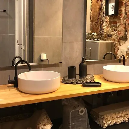 Apartment Madrid Διαμέρισμα *