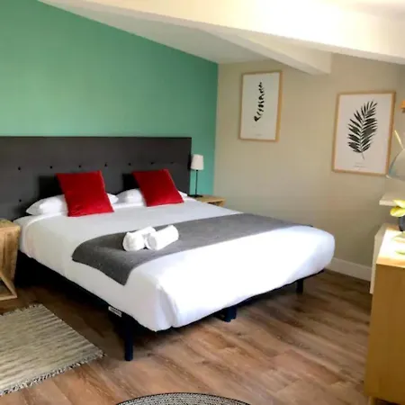 Cruz Apartman *