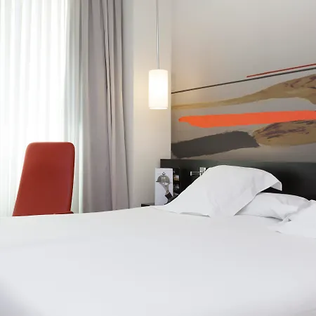 Axor Barajas Hotel