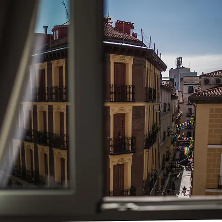 Cruz Apartman *