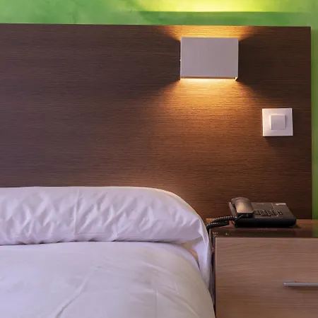 Aparthotel Recoletos 3*