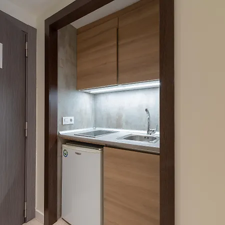 Recoletos Aparthotel Madrid