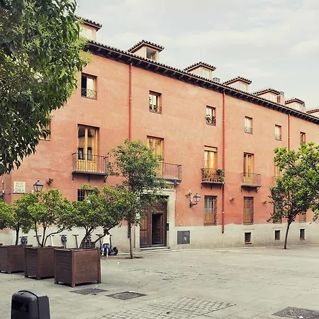 Palacio Conde Miranda Apartmán Madrid