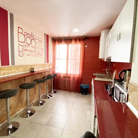Muchomadrid Hostel *