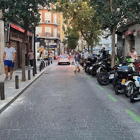 Apartment Deluxe Near Gran Via Madrid
