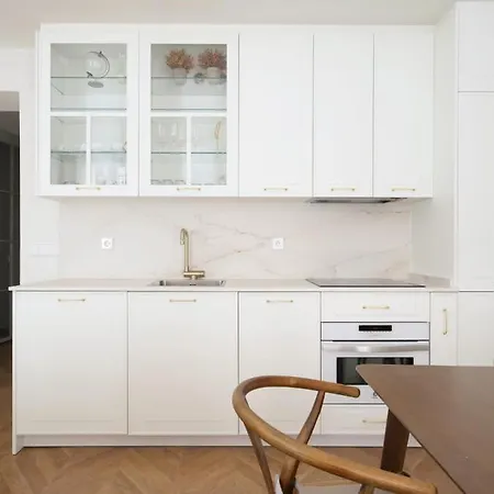 Apartment Deluxe Near Gran Via *