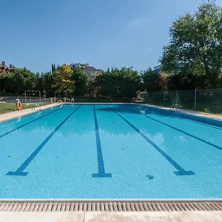 Luminoso Y Elegante En Urbanizacion De Lujo En Aravaca - / Con Piscina, Gimnasio Y Parking Privado Con Portero Y Vigilancia Madrid