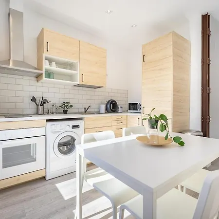 Apartamento Con Vistas En Lavapies Apartment *