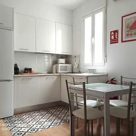 Centro Familiar Termporal Apartment Madrid