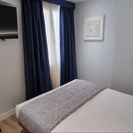 Pensión Ch La Petite Maison - Boutique - *