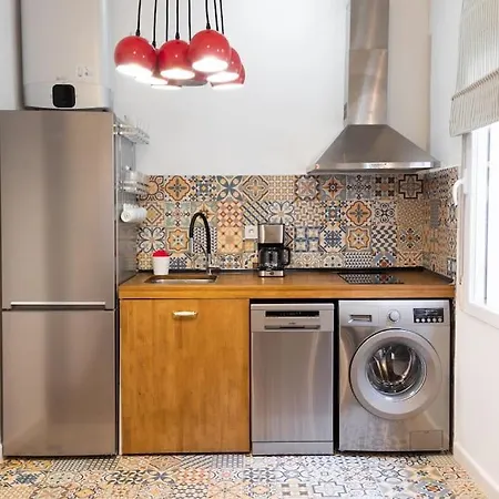 Encantador Reformado En Tetuan By Bebalmy Apartman Madrid