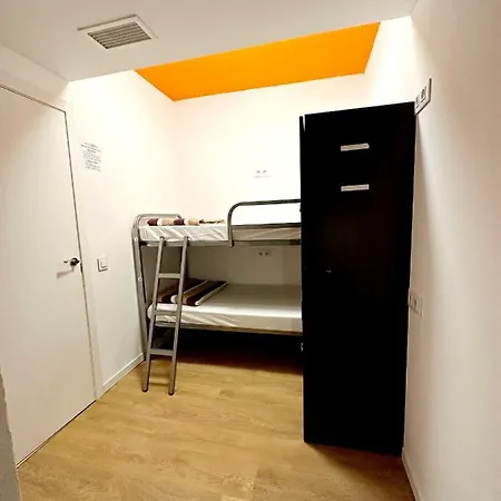 Hostal Arc House - Puerta Del Sol Only Adults *