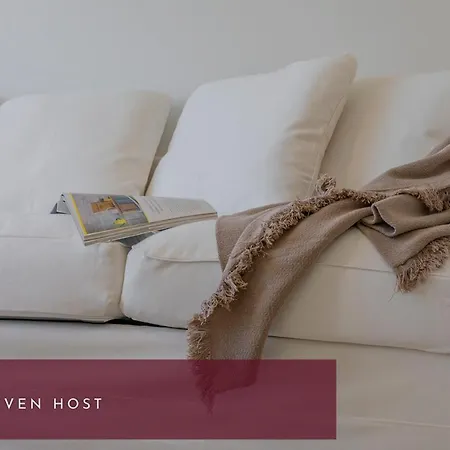 Apartment Luminoso Y Elegante En Urbanizacion De Lujo En Aravaca - / Con Piscina, Gimnasio Y Parking Privado Con Portero Y Vigilancia *