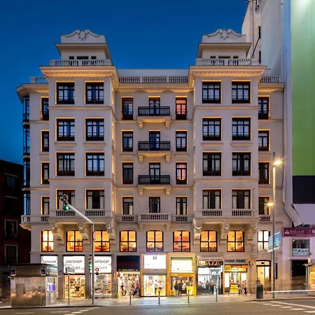 Ikonik Gran Via 4* Madrid