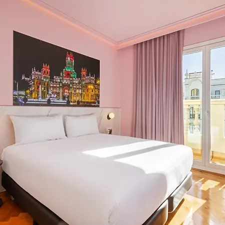 Ikonik Gran Via Hotel Madrid