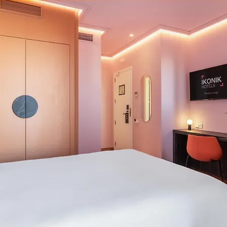 Ikonik Gran Via Hotel Madrid