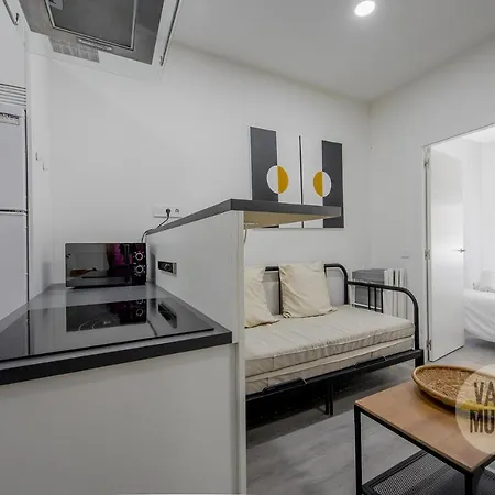 Exquisite New Apt En Gran Via/centro 5pax Madrid