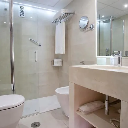 Espahotel Plaza Basilica Aparthotel Madrid