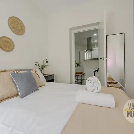 Exquisite New Apt En Gran Via/centro 5pax *