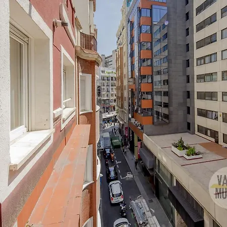 Exquisite New Apt En Gran Via/centro 5pax Madrid
