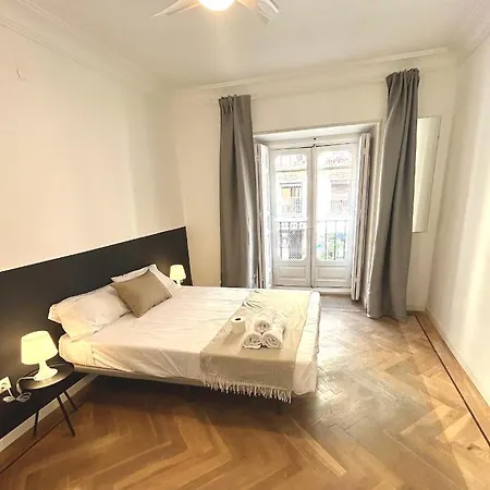 Homestay Villa Rooms Madrid