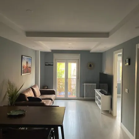 Comoda Principal Con Vista Exterior Madrid
