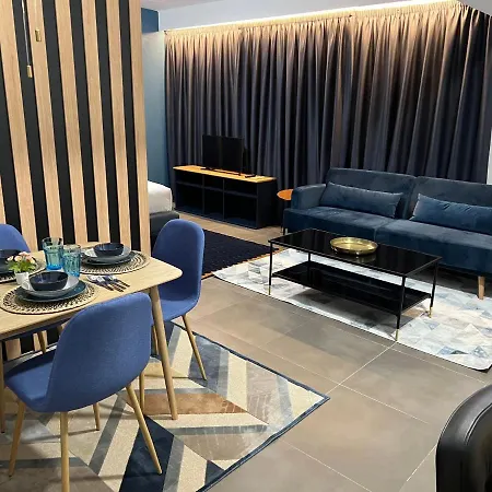 Modular Alfonso Gomez Apartment