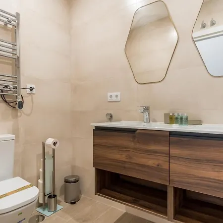 Modern Duplex -2bedrooms 2bathrooms-las Letras Apartment