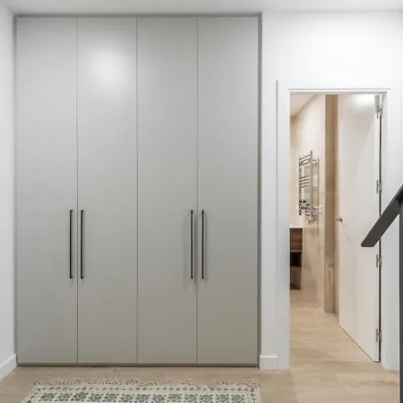 Modern Duplex -2bedrooms 2bathrooms-las Letras Apartment