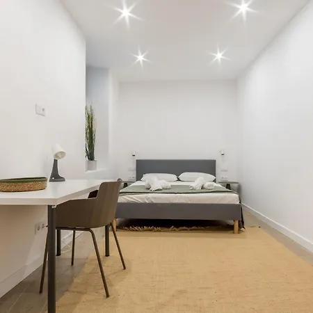 Modern Duplex -2bedrooms 2bathrooms-las Letras