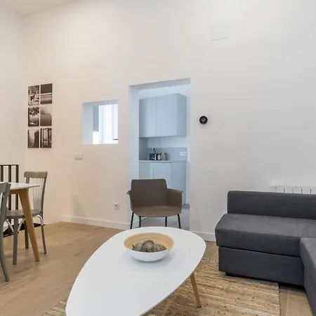 Modern Duplex -2bedrooms 2bathrooms-las Letras Madrid