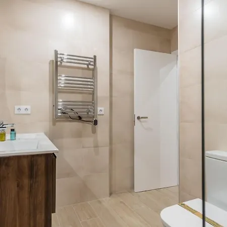 Modern Duplex -2bedrooms 2bathrooms-las Letras Madrid